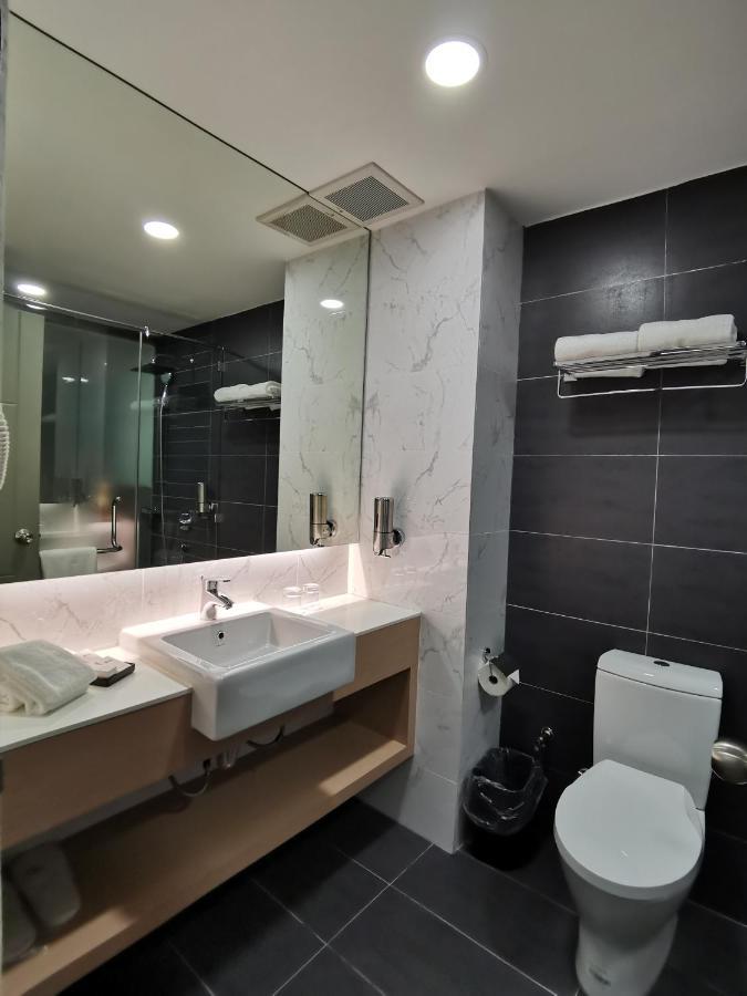 Otel Hotel Sibu Εξωτερικό φωτογραφία